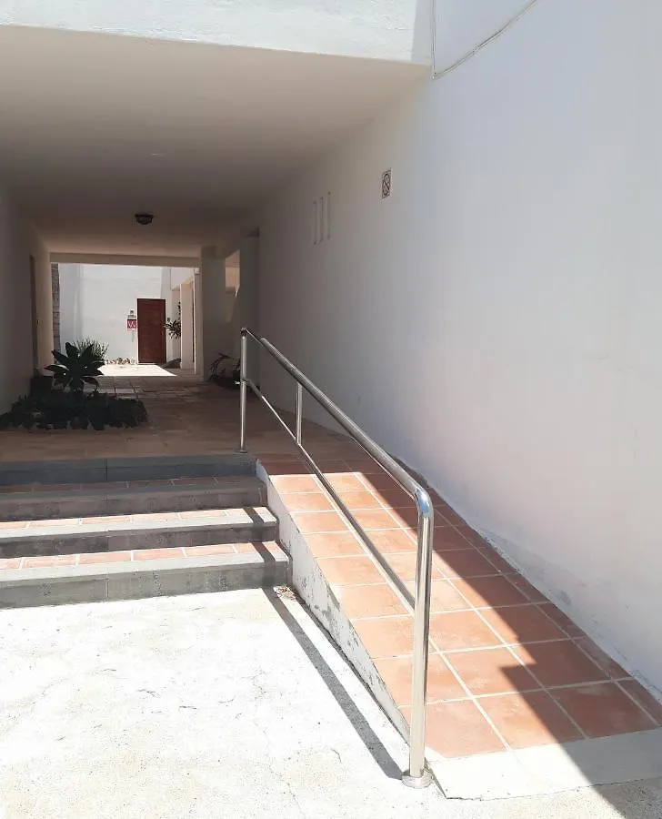 El Gueco Holiday Apartment Costa Teguise 0*,  Spain