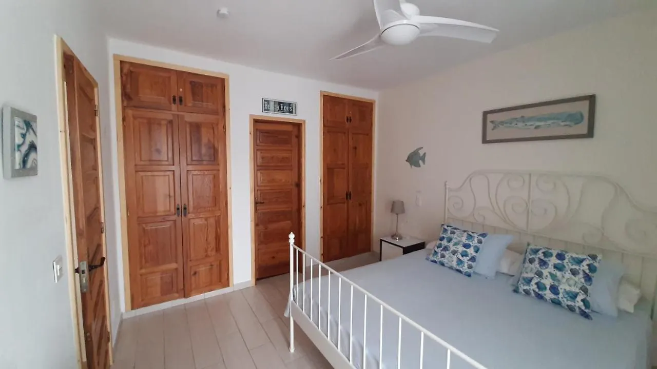 El Gueco Holiday Apartment Costa Teguise 0*,  Spain
